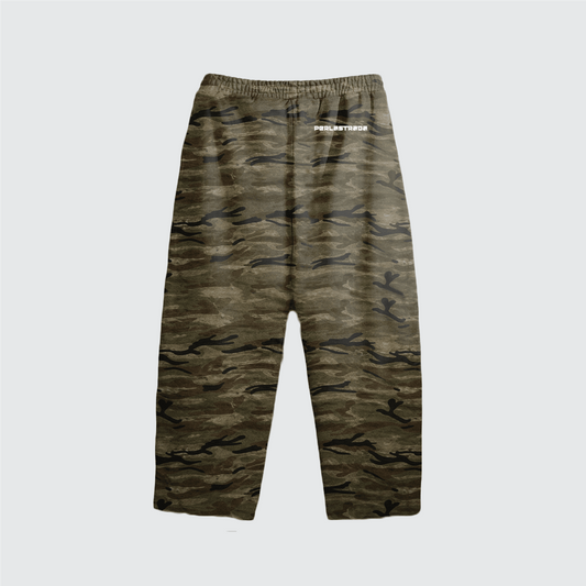 Camo Curved-Leg Sweatpants-„FUCKC“