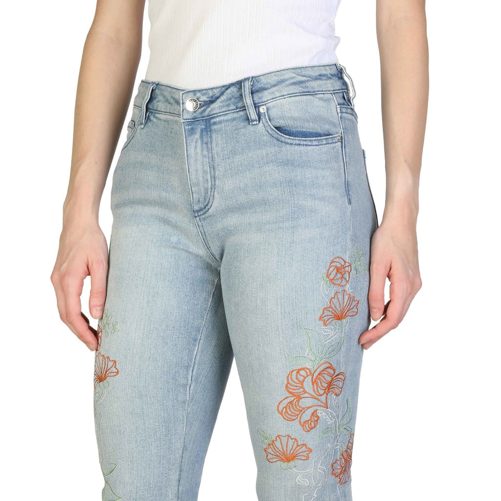 Armani Exchange - Jeans mit Stickerei
