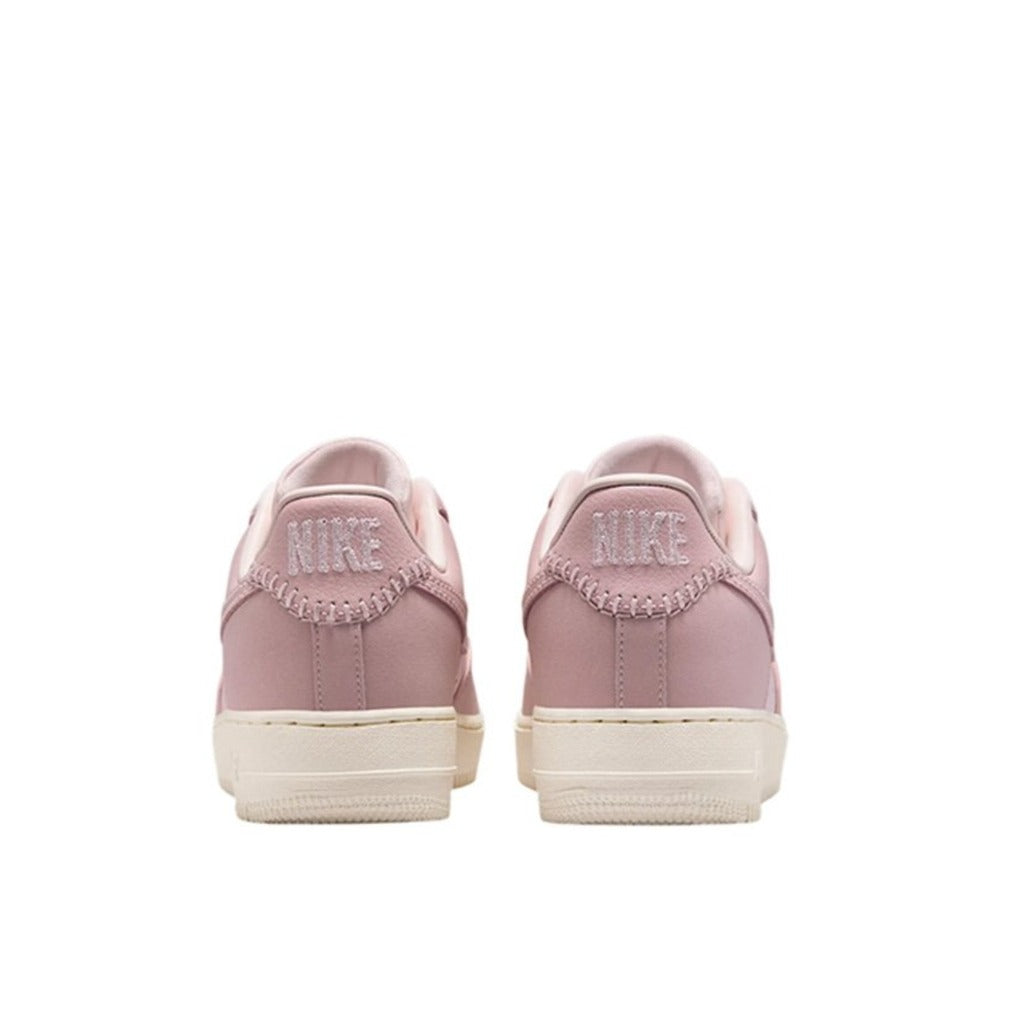 Nike - Nike Air Force 1 ’07