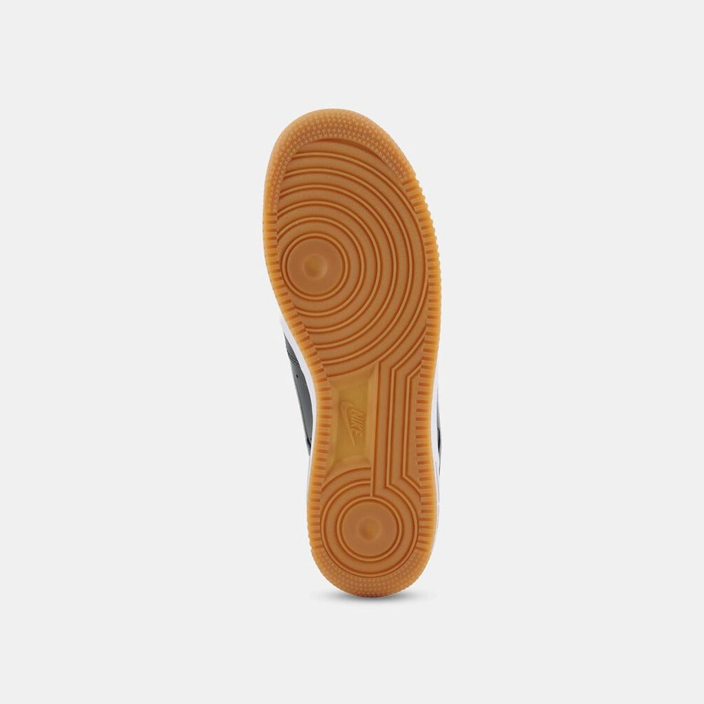 Nike - NIKE AIR FORCE 1 ’07 LV8